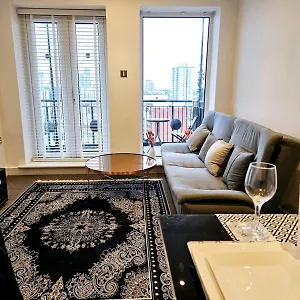 Apartment Cozzy, London